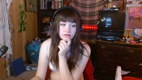 Izzy online show from January 28, 5:24 pm