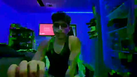 X X X online show from November 15, 3:04 am