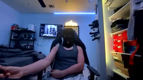 X X X online show from November 16, 4:34 pm