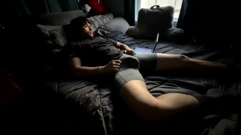 X X X online show from November 23, 7:02 pm