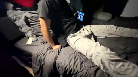 X X X online show from December 1, 6:51 am