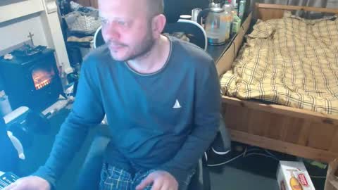 Snapshot of playboy_horny chatting on November 16, 10:26 pm playboy_horny online show from November 16, 10:26 pm