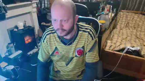 Snapshot of playboy_horny chatting on December 13, 9:53 pm playboy_horny online show from December 13, 9:53 pm