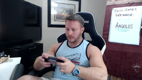 Player online show from January 12, 8:04 am