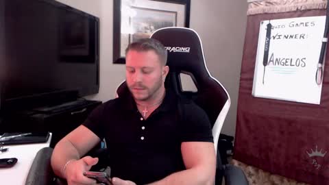 Player online show from January 28, 2:42 pm