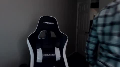 Player online show from November 12, 5:52 am