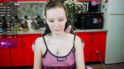 Snapshot of playful_mary chatting on February 12, 1:52 am Masha online show from February 12, 1:52 am