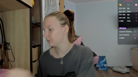 Snapshot of playful_mary chatting on September 22, 8:16 am Masha online show from September 22, 8:16 am