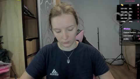 Snapshot of playful_mary chatting on October 13, 8:36 am Masha online show from October 13, 8:36 am