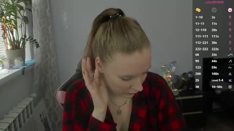 Snapshot of playful_mary chatting on November 15, 9:39 am Masha online show from November 15, 9:39 am