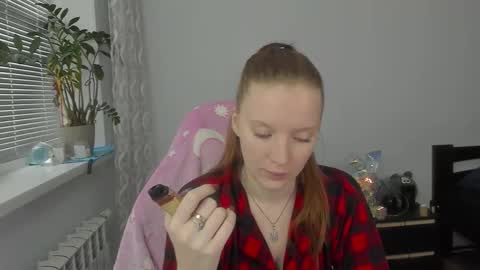 Snapshot of playful_mary chatting on November 19, 9:53 am Masha online show from November 19, 9:53 am