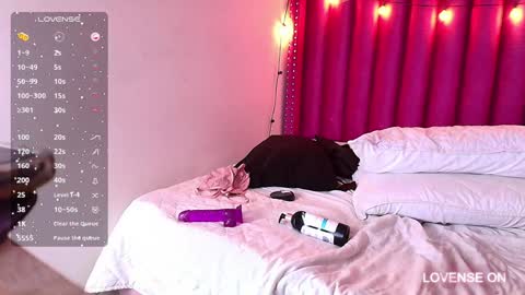 SAMARA  online show from December 10, 7:32 pm