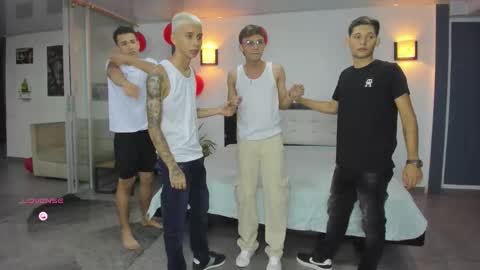 Snapshot of playhardsex chatting on September 23, 11:30 pm online show from September 23, 11:30 pm