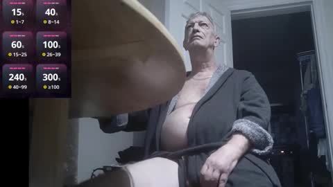 Play Me online show from October 26, 1:11 am