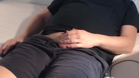 Snapshot of playuall chatting on January 5, 8:31 pm Steve online show from January 5, 8:31 pm