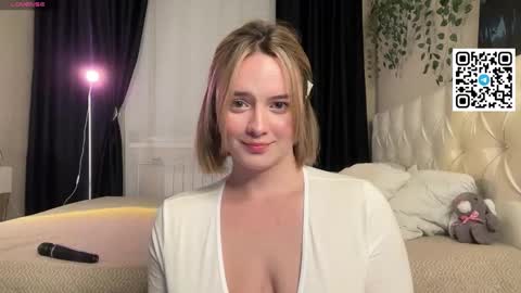 Snapshot of pleasant_fun chatting on September 28, 6:46 pm Pleasant My links are just below online show from September 28, 6:46 pm