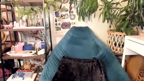 Goddess Pluto online show from September 17, 9:05 pm