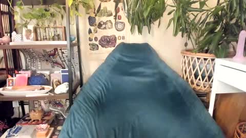 Goddess Pluto online show from September 20, 8:10 pm