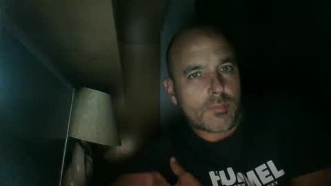 Snapshot of pocoyotop chatting on December 5, 10:23 pm pocoyotop online show from December 5, 10:23 pm