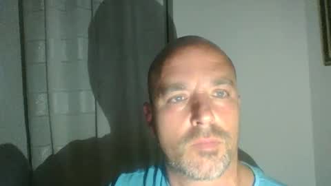 Snapshot of pocoyotop chatting on February 15, 4:03 am pocoyotop online show from February 15, 4:03 am