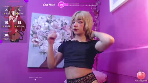 Snapshot of poison__luna chatting on December 6, 8:07 pm Luna online show from December 6, 8:07 pm