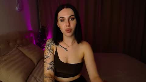 poison_inyour_mind online show from October 4, 5:55 pm