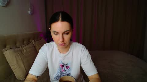 poison_inyour_mind online show from November 22, 6:40 pm