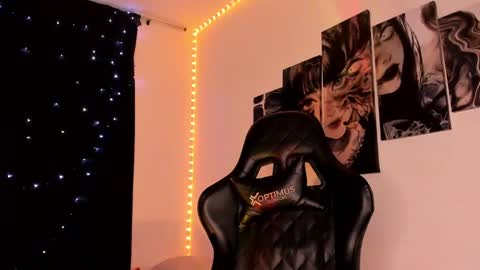 Willow                      Hours 12pm to 630pm Colombian time FRIDAY AND SUNDAY FREE DAYS online show from December 15, 10:26 pm