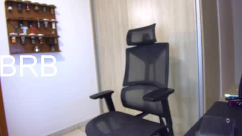 Snapshot of polar_bear91 chatting on January 17, 6:36 am Bear online show from January 17, 6:36 am