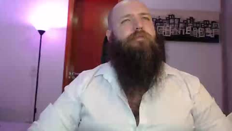 Snapshot of polar_bear91 chatting on March 7, 2:15 am Bear online show from March 7, 2:15 am