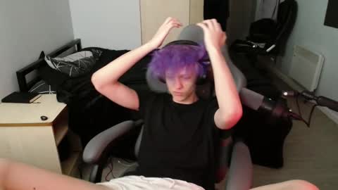 Snapshot of polarny05 chatting on February 11, 5:50 pm Polarny online show from February 11, 5:50 pm