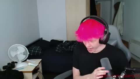 Snapshot of polarny05 chatting on October 19, 7:58 pm Polarny online show from October 19, 7:58 pm