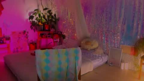 Martha online show from February 8, 9:36 pm