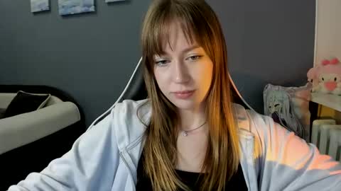 Snapshot of polihoney chatting on October 10, 7:02 pm Polina online show from October 10, 7:02 pm