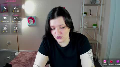 Polly online show from September 25, 8:18 am