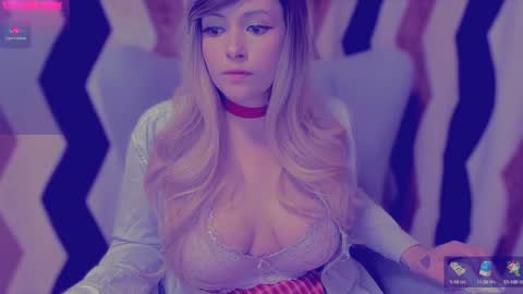 Polly online show from December 7, 8:49 pm