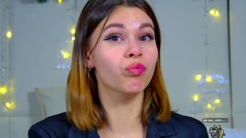 Polly online show from December 18, 12:43 am