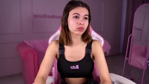 Polly online show from February 7, 7:18 am