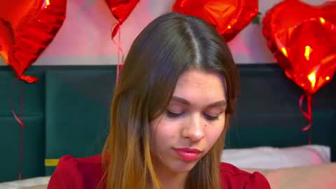 Polly online show from February 15, 2:04 am