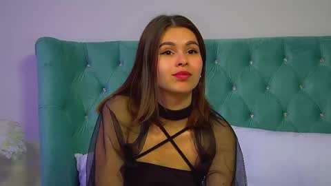 Polly online show from September 22, 6:32 pm