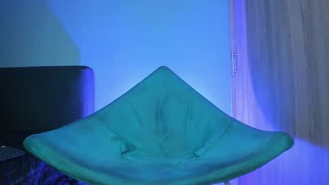 johnatan online show from February 22, 3:34 am