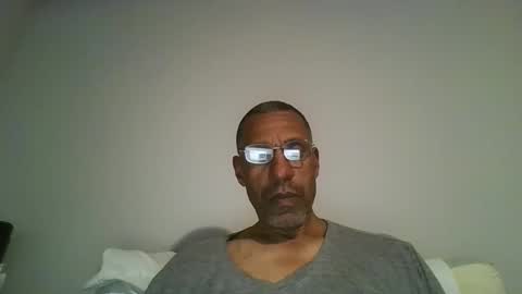 Snapshot of poolguy2496 chatting on November 3, 1:08 am poolguy2496 online show from November 3, 1:08 am