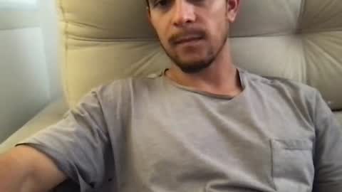 Snapshot of poormanbr chatting on November 19, 7:58 pm poormanbr online show from November 19, 7:58 pm