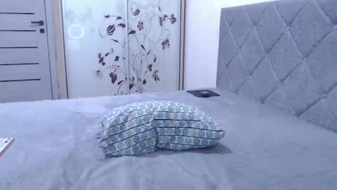 Snapshot of popkornmolli chatting on February 19, 10:12 am popkornmolli online show from February 19, 10:12 am