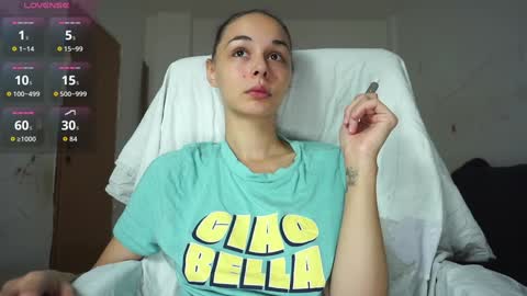    online show from October 4, 10:52 pm