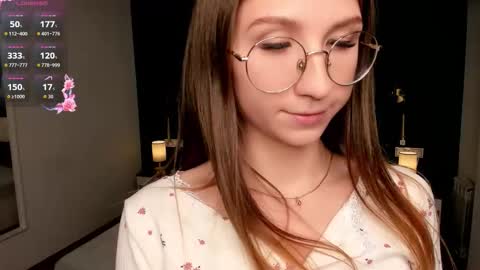 Snapshot of portia_bubbles chatting on September 18, 7:16 pm Elizabeth online show from September 18, 7:16 pm