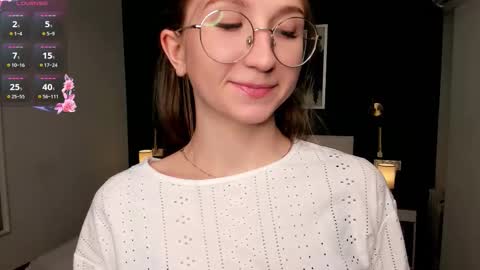 Snapshot of portia_bubbles chatting on September 24, 7:28 pm Elizabeth online show from September 24, 7:28 pm