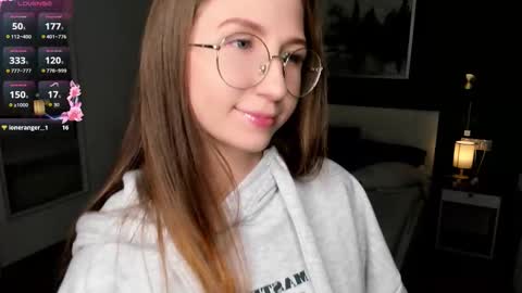 Snapshot of portia_bubbles chatting on October 16, 7:15 pm Elizabeth online show from October 16, 7:15 pm