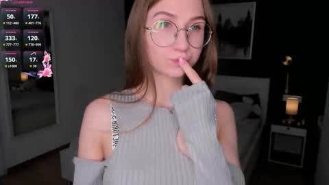 Snapshot of portia_bubbles chatting on November 21, 7:23 pm Elizabeth online show from November 21, 7:23 pm