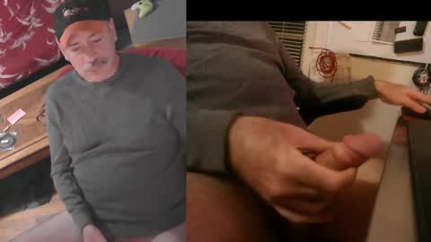 Snapshot of portlandjacob chatting on October 20, 12:38 pm portlandjacob online show from October 20, 12:38 pm